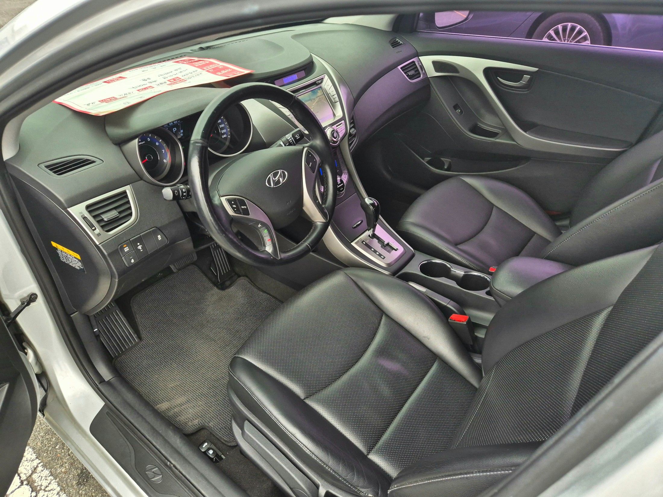 HYUNDAI AVANTE MD 2013