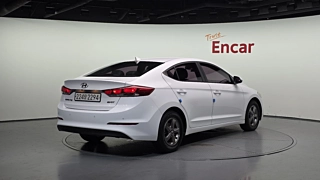 HYUNDAI AVANTE AD 2016