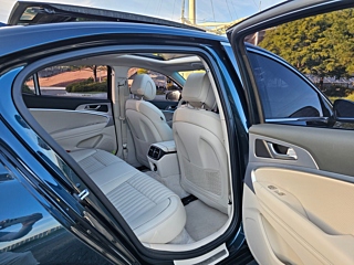 GENESIS G70 2022
