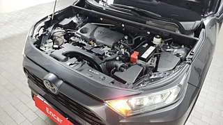 TOYOTA RAV4  5 GENERATION 2.5 2WD 2021