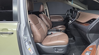TOYOTA SIENNA 2018