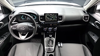 HYUNDAI VENUE 2025