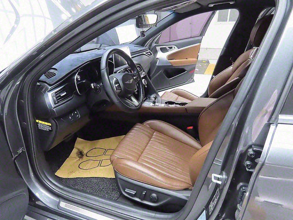 GENESIS G70 2017