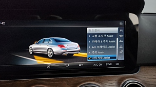 MERCEDES BENZ E-CLASS W213 2017