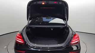 MERCEDES BENZ E-CLASS W213 2017