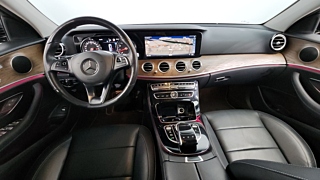 MERCEDES BENZ E-CLASS W213 2017