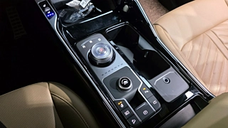 KIA SORENTO 2025