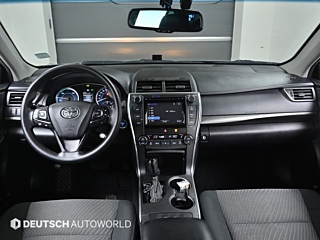 TOYOTA CAMRY XV70 2017