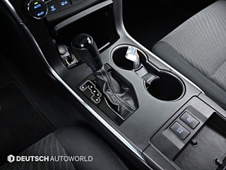 TOYOTA CAMRY XV70 2017