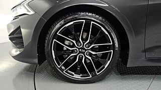KIA K5  3 GENERATION 1.6 Turbo 2021