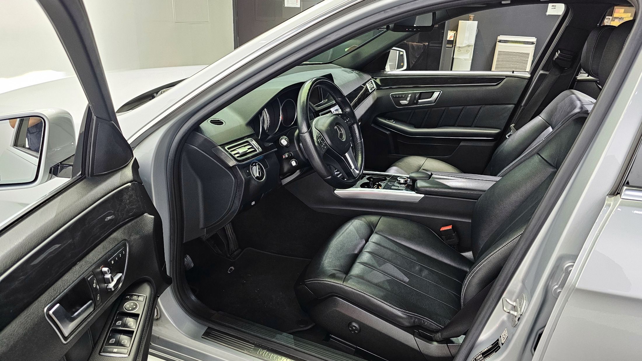 MERCEDES BENZ E-CLASS W212 2016