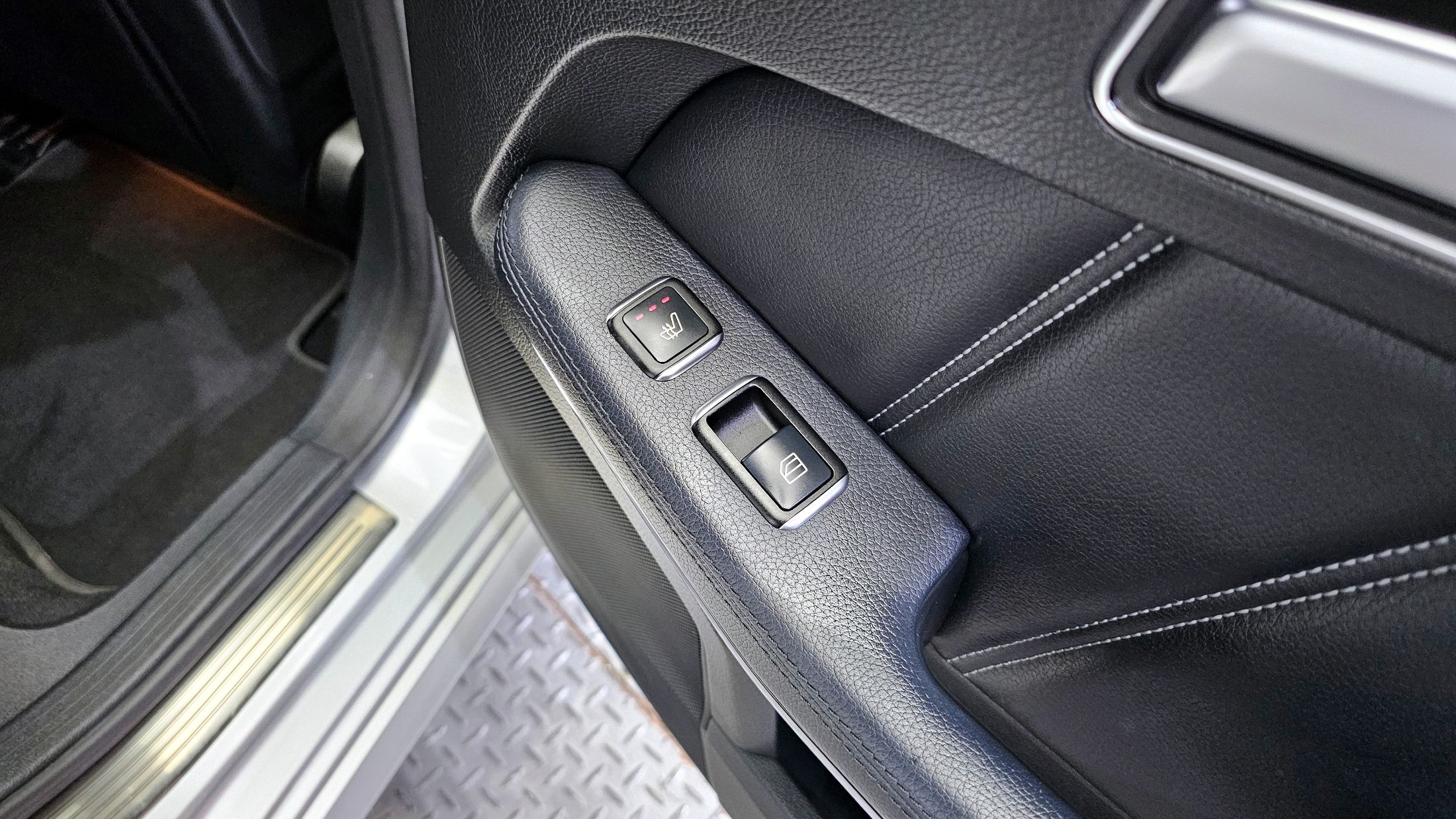 MERCEDES BENZ E-CLASS W212 2016