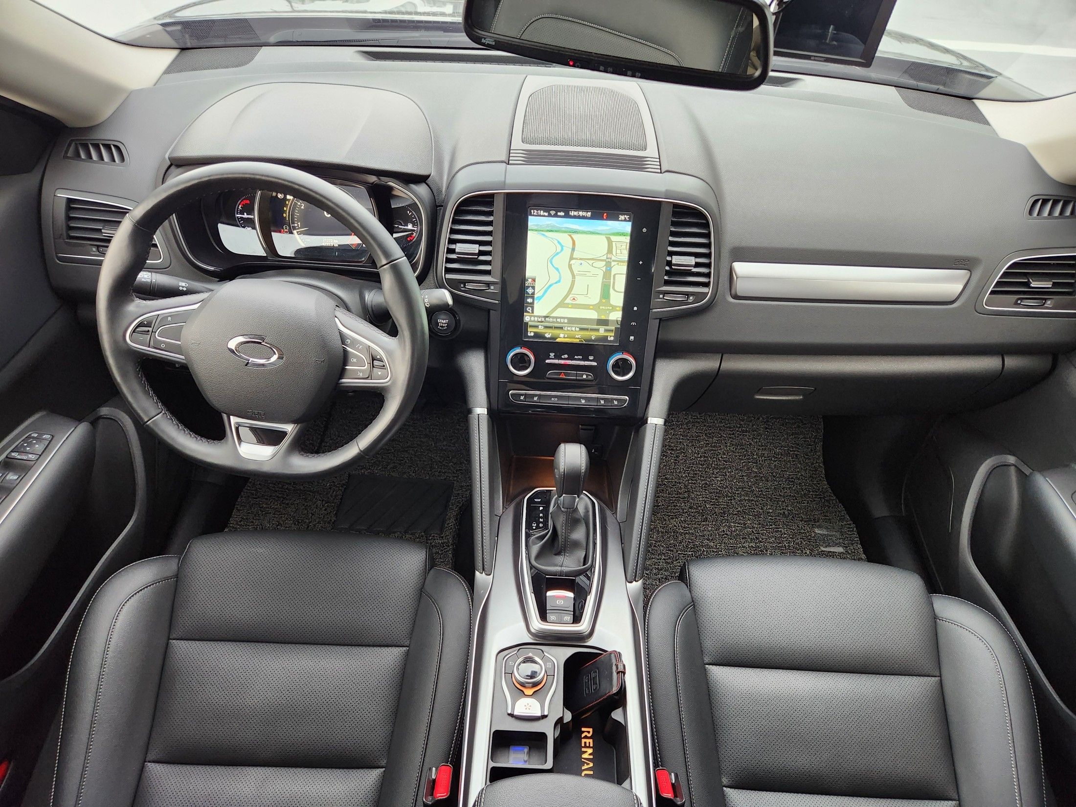 SAMSUNG QM6 2022