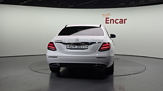 MERCEDES BENZ E-CLASS W213 2017