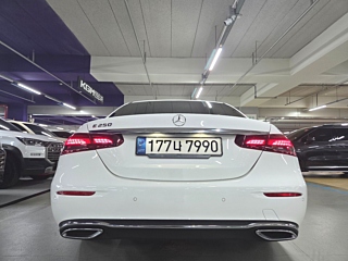 MERCEDES BENZ E-CLASS W213 2020