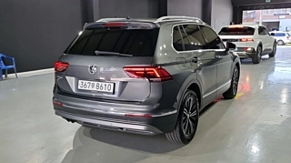 VOLKSWAGEN TIGUAN 2020