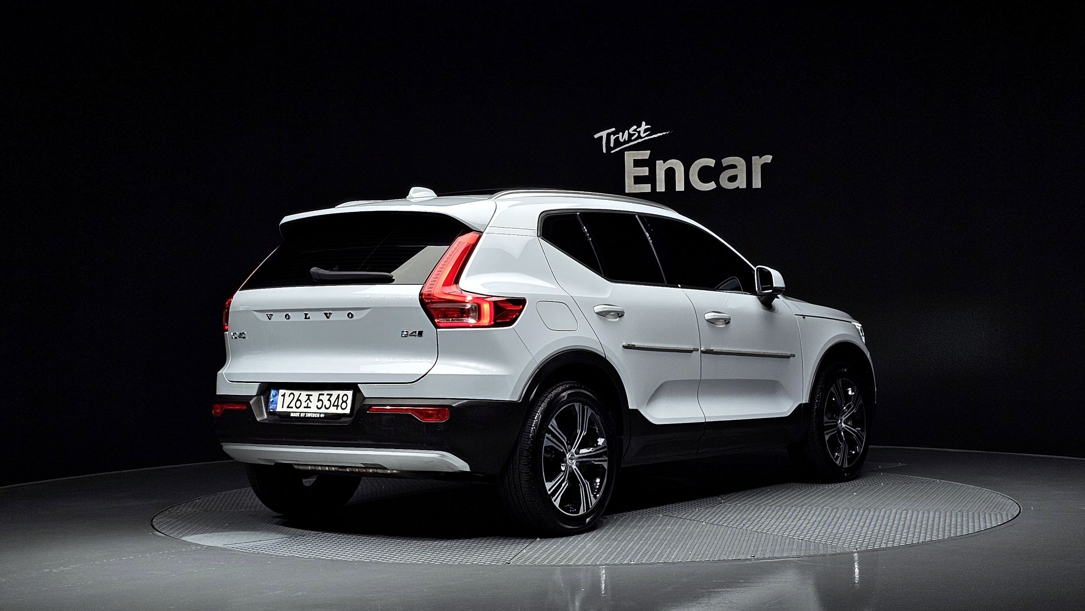 VOLVO XC40 2020