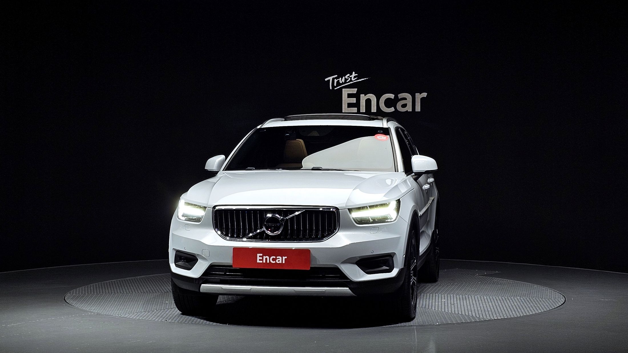VOLVO XC40 2020