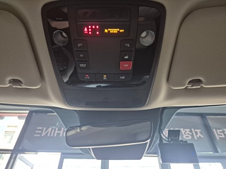 KIA CARNIVAL 2022
