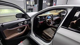 MERCEDES BENZ E-CLASS W213 2017