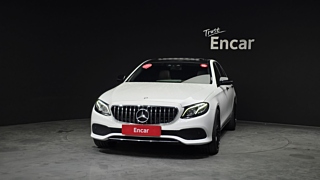 MERCEDES BENZ E-CLASS W213 2017