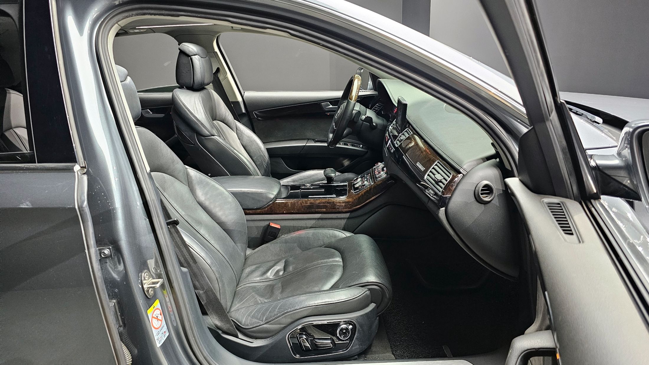 AUDI A8 2014