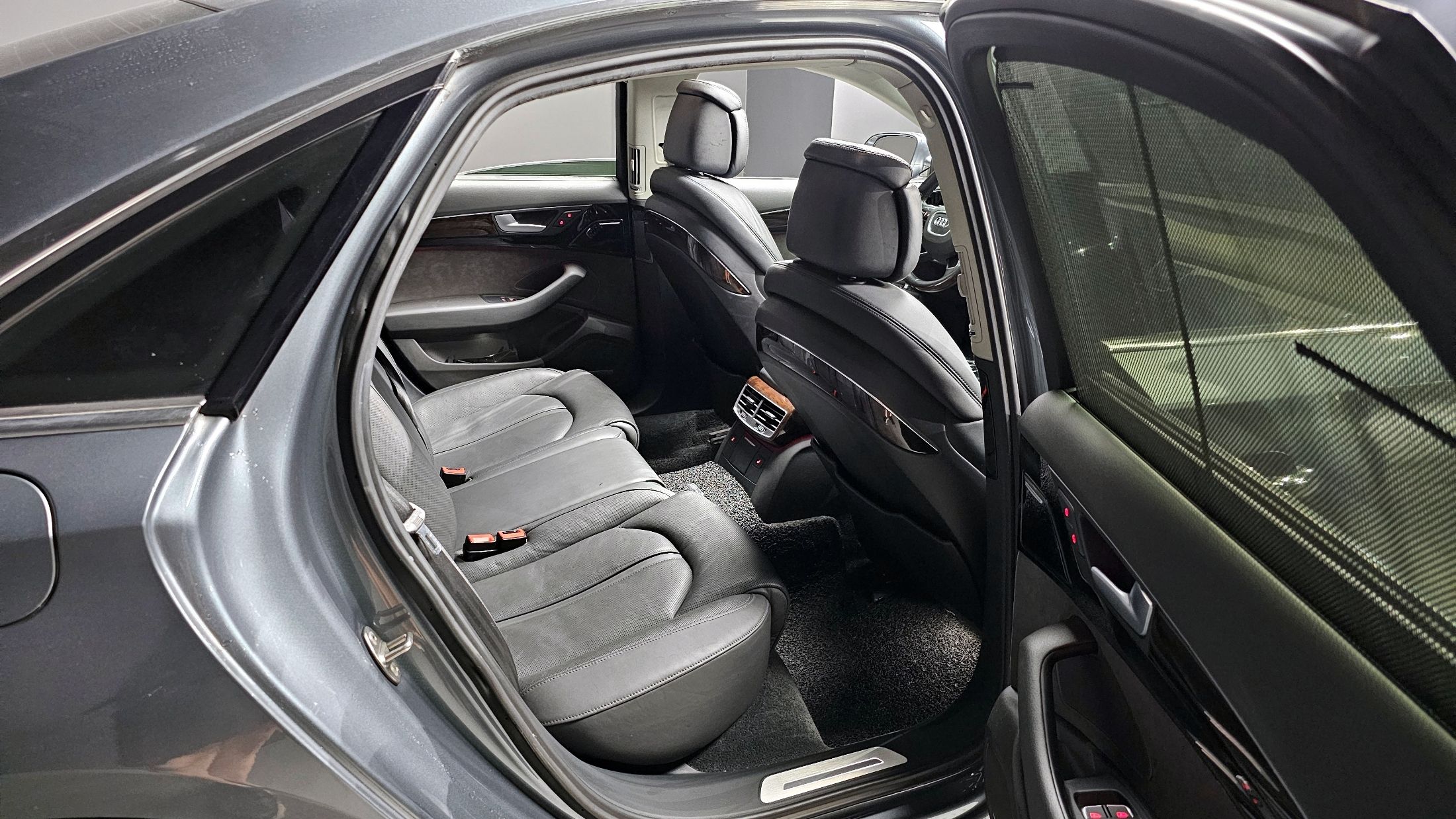 AUDI A8 2014