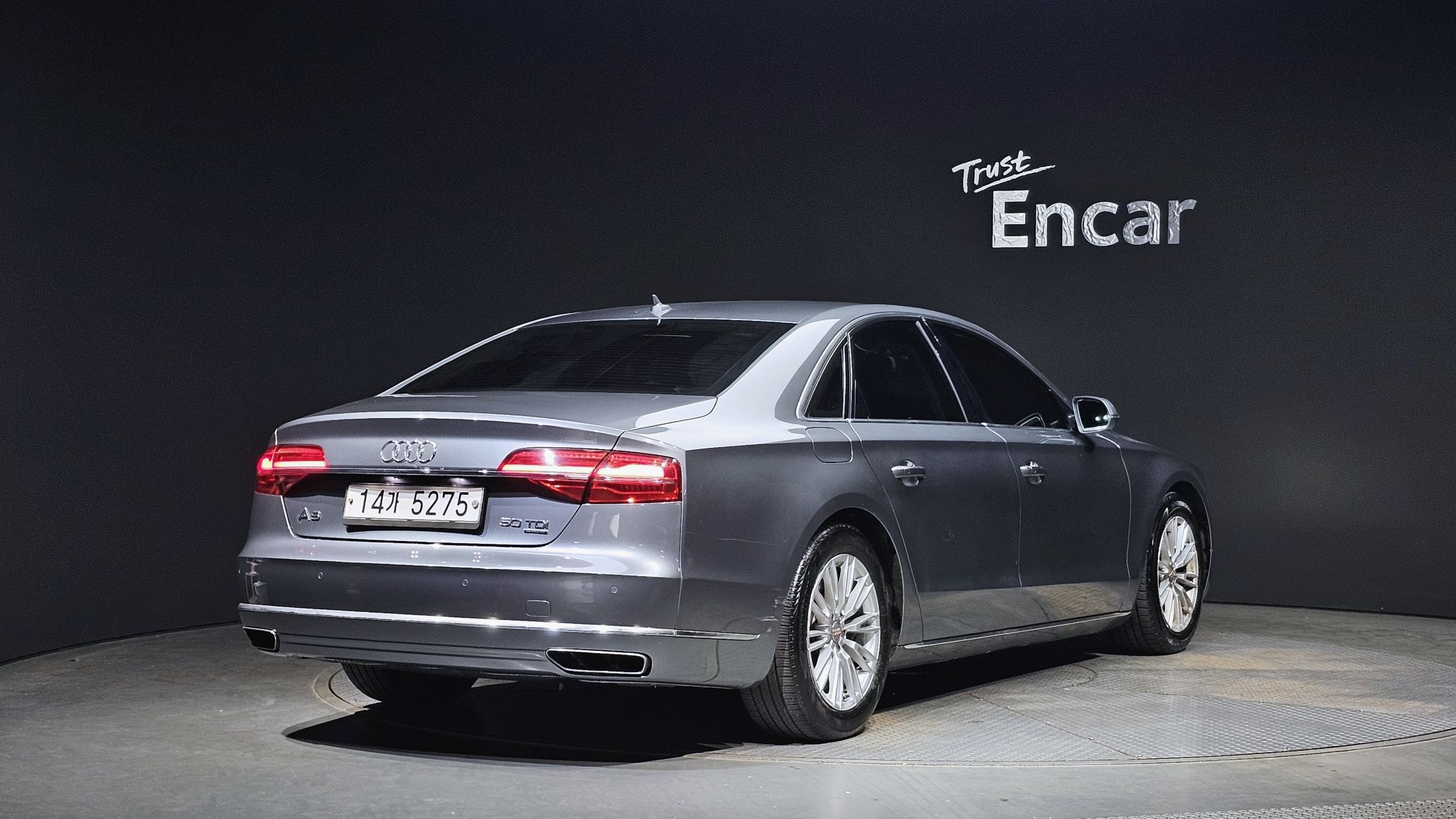 AUDI A8 2014