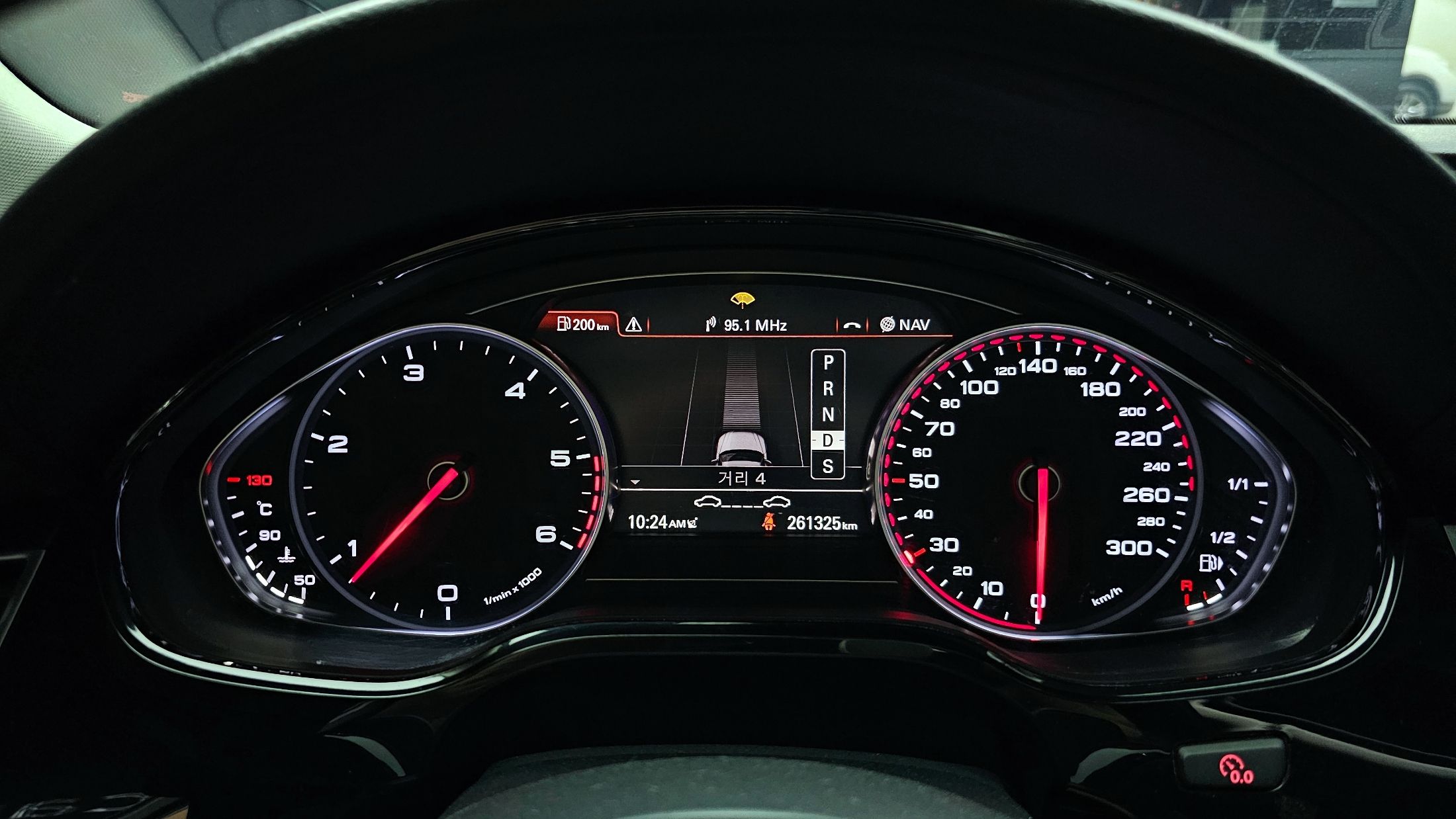 AUDI A8 2014