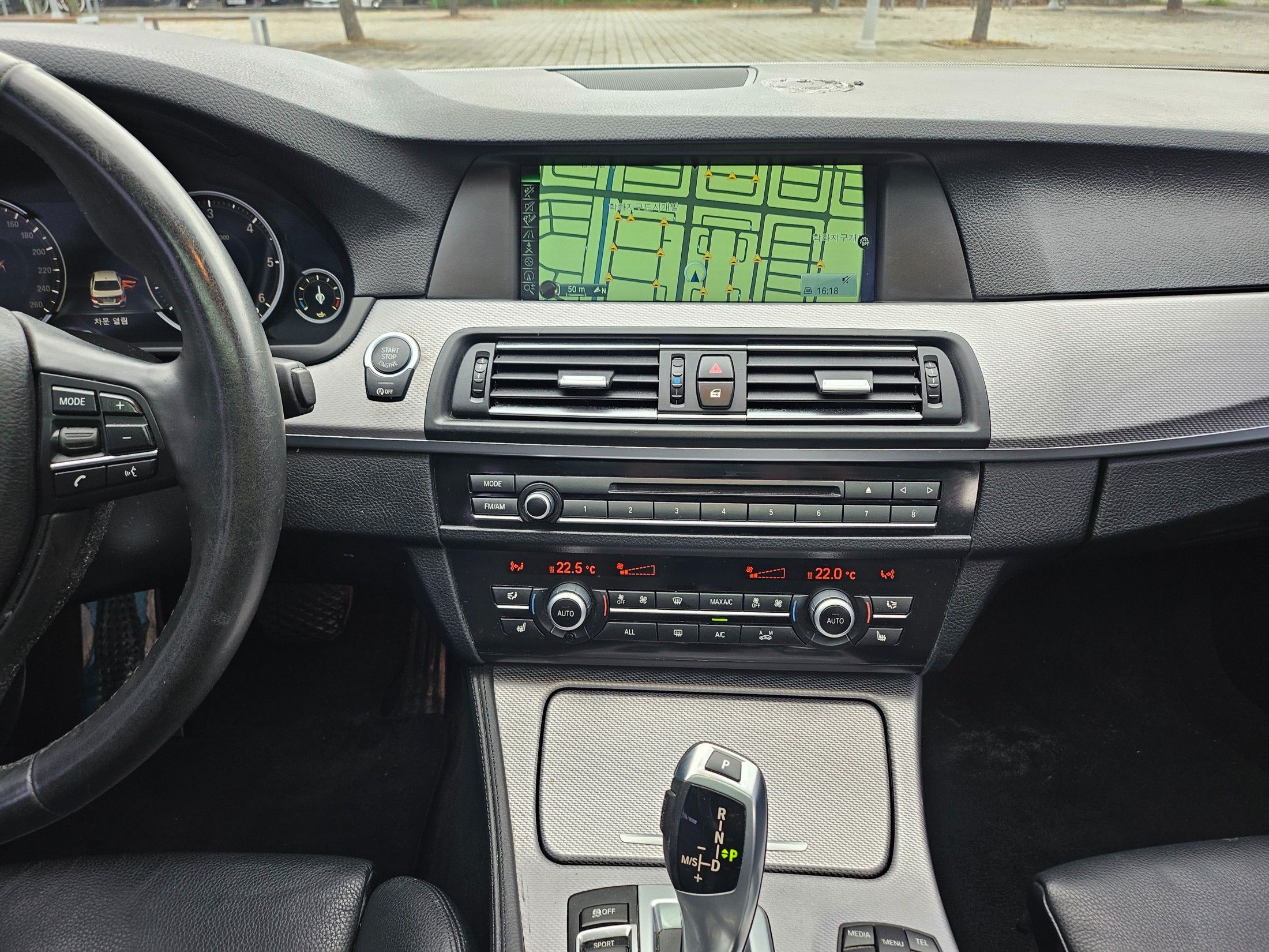 BMW 5-SERIES F10 2013