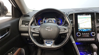 SAMSUNG QM6 2017