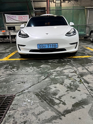 TESLA MODEL 3 2019