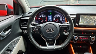 KIA STONIC 2017
