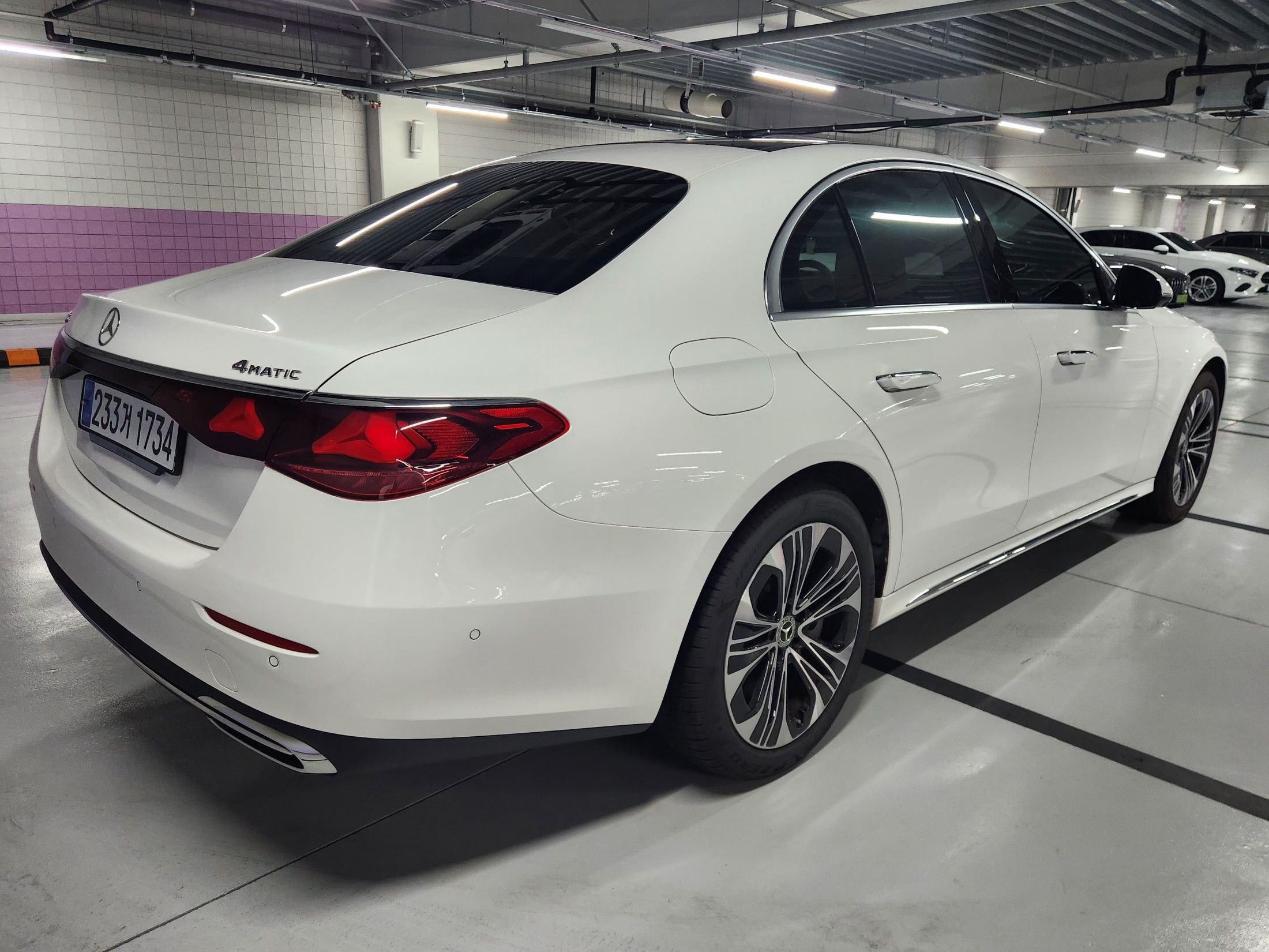 MERCEDES BENZ E-CLASS W214