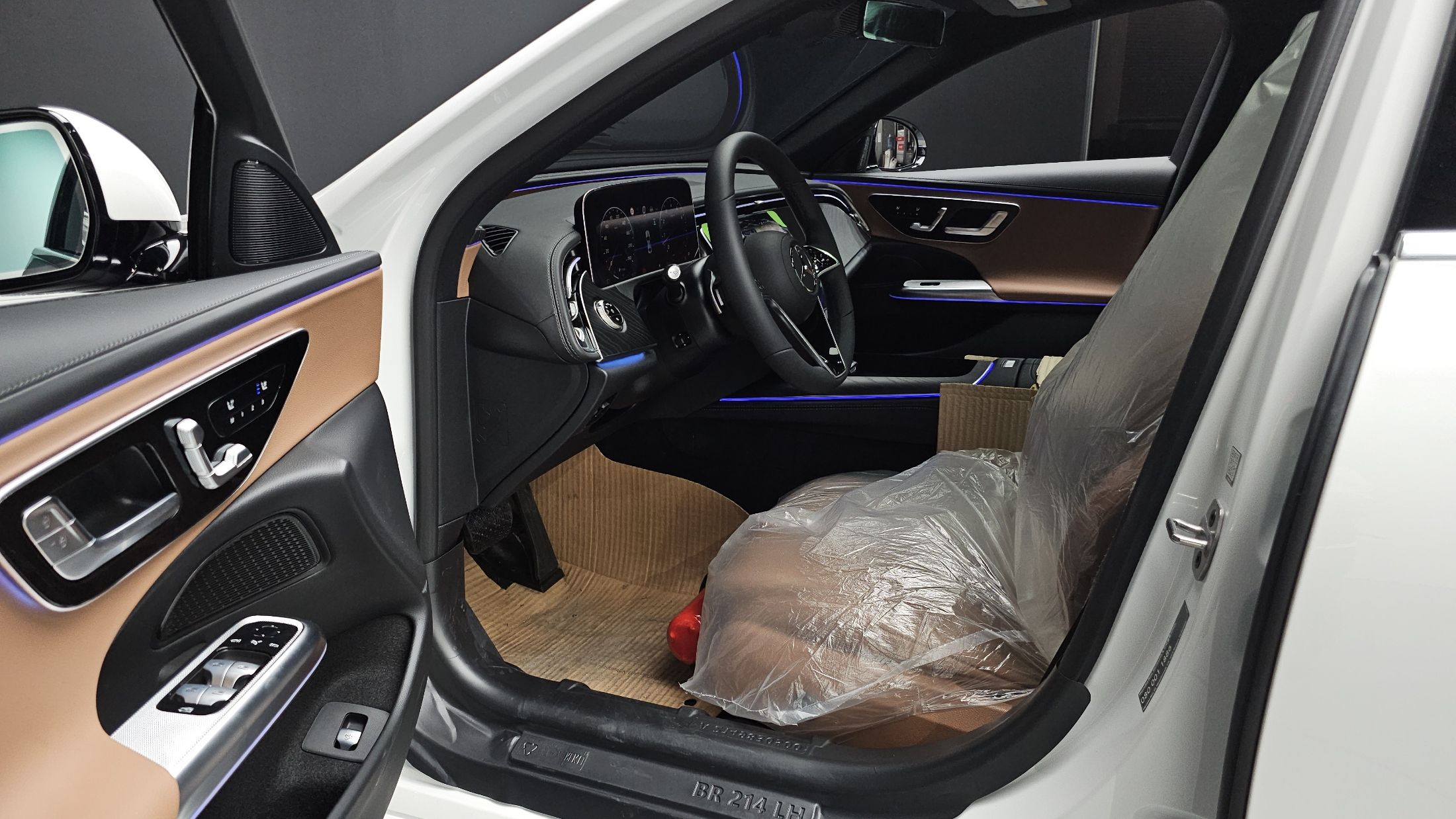 MERCEDES BENZ E-CLASS W214