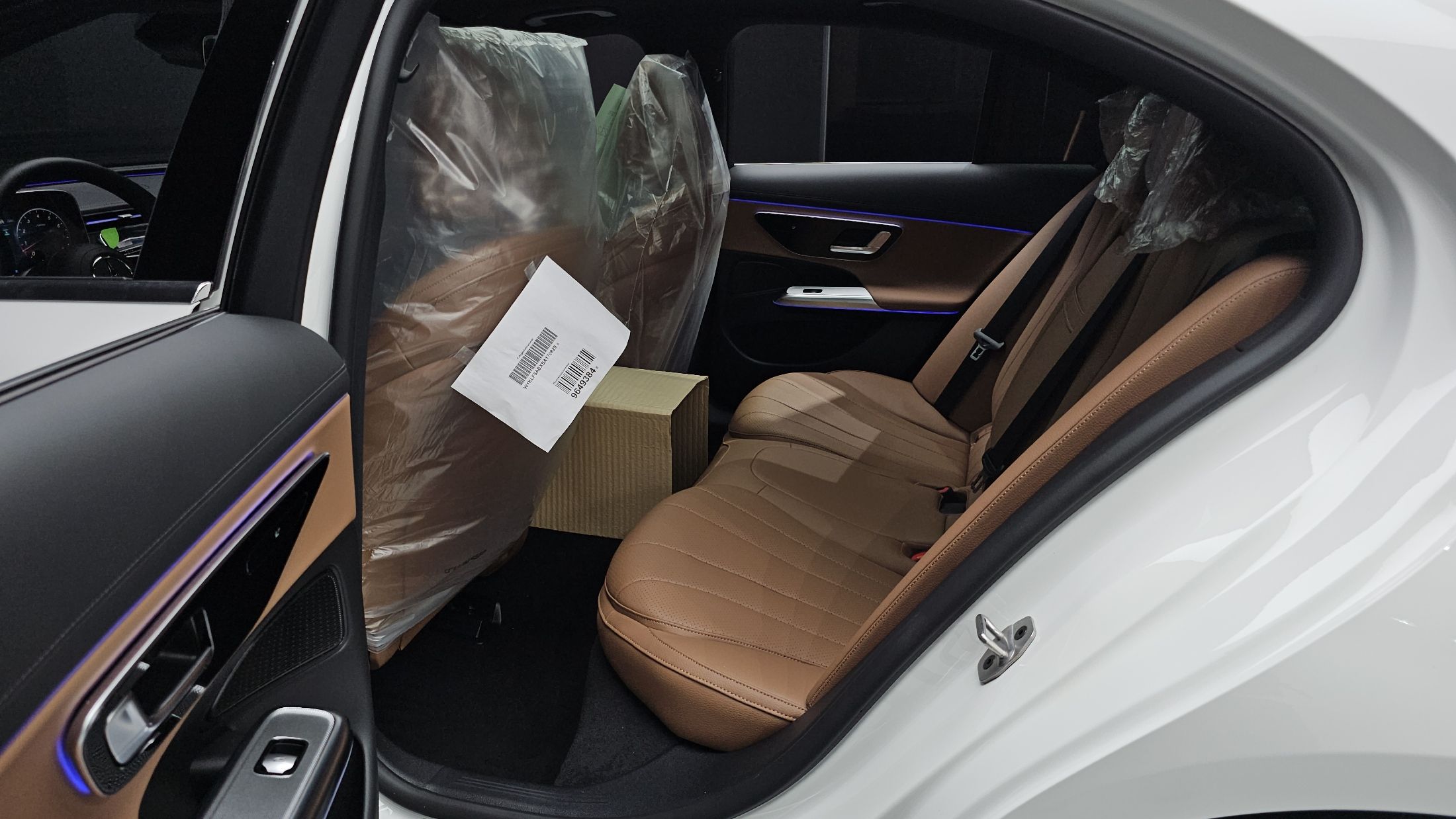 MERCEDES BENZ E-CLASS W214
