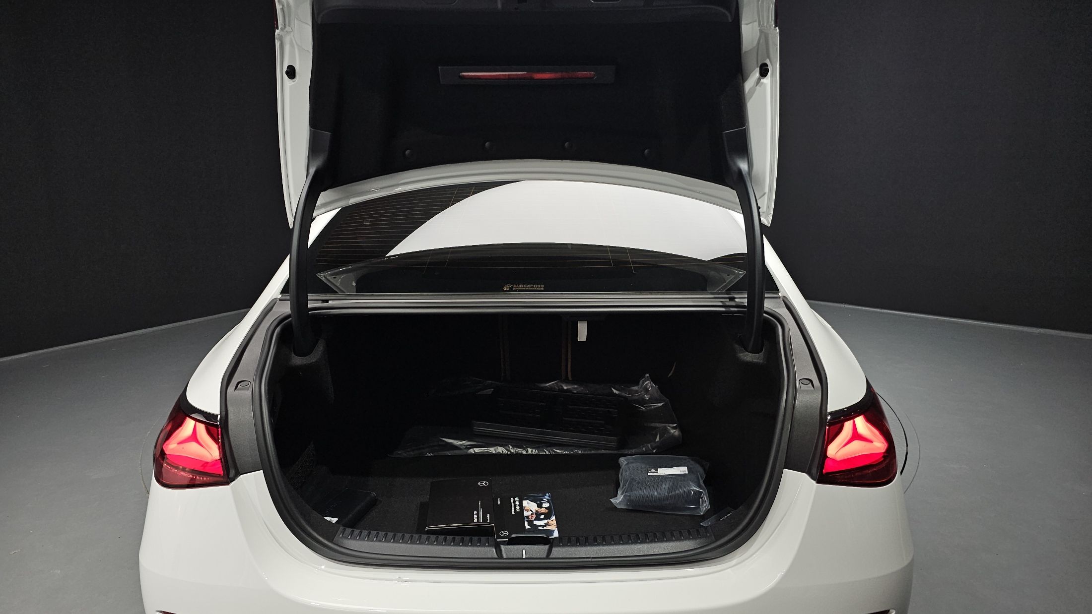 MERCEDES BENZ E-CLASS W214