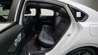 KIA K3  2 GENERATION 1.6 2021