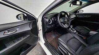 KIA K3  2 GENERATION 1.6 2021