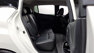 NISSAN LEAF ZE1 2019