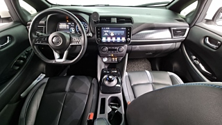 NISSAN LEAF ZE1 2019