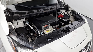 NISSAN LEAF ZE1 2019