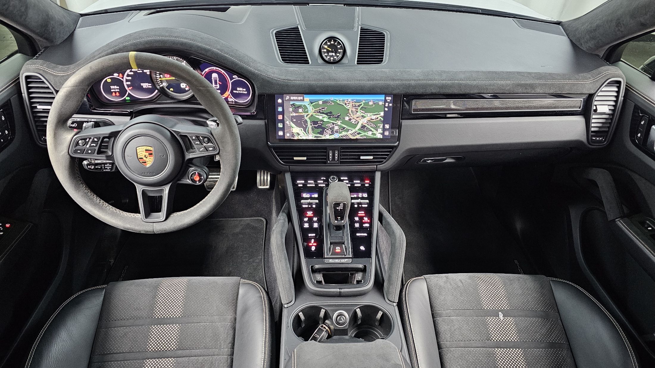 PORSCHE CAYENNE PO536