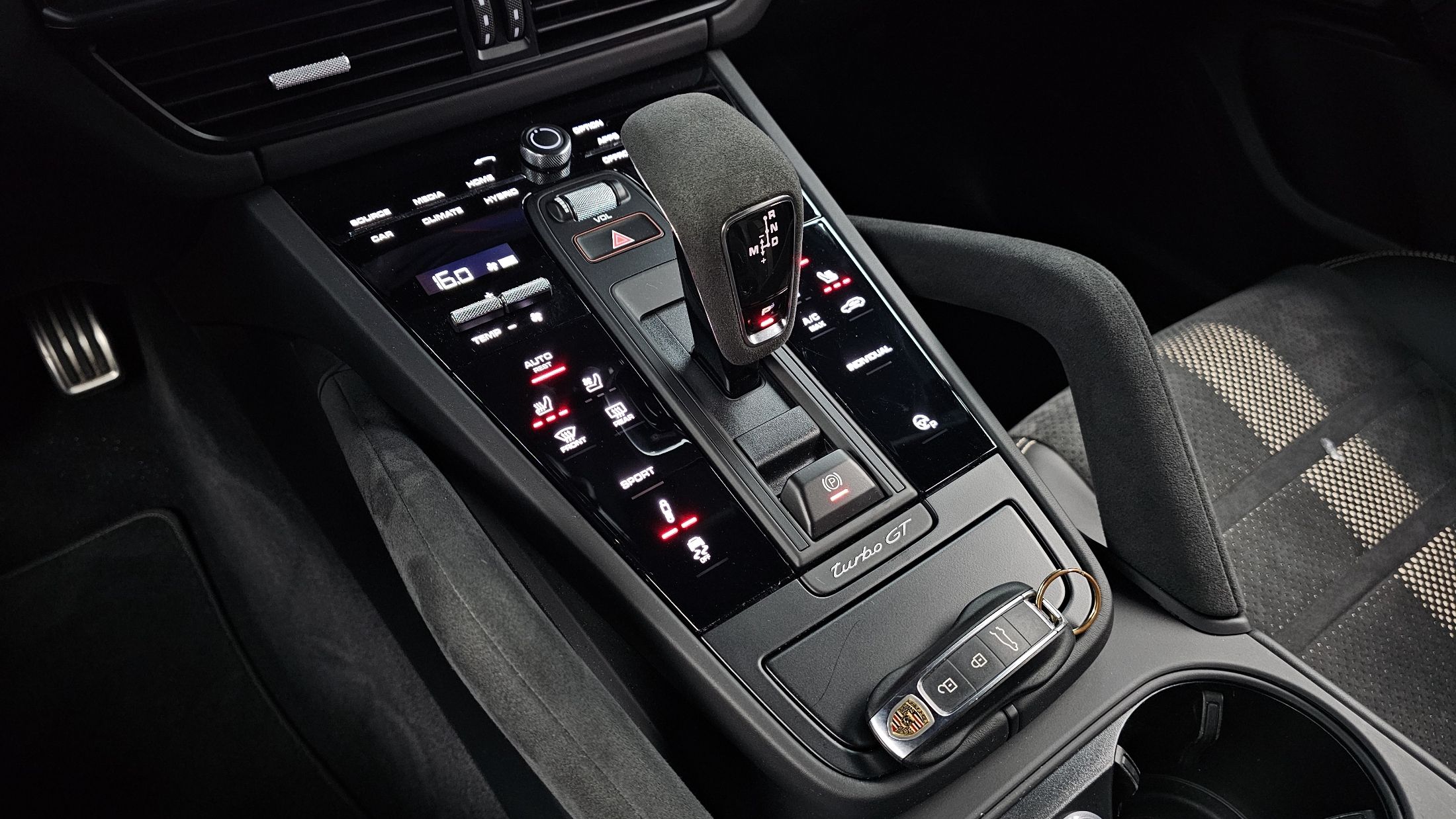 PORSCHE CAYENNE PO536