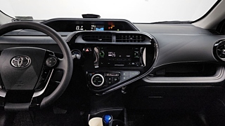 TOYOTA PRIUS C 2020