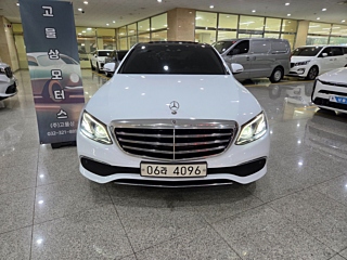 MERCEDES BENZ E-CLASS W213 2018