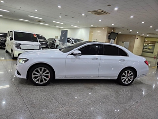 MERCEDES BENZ E-CLASS W213 2018