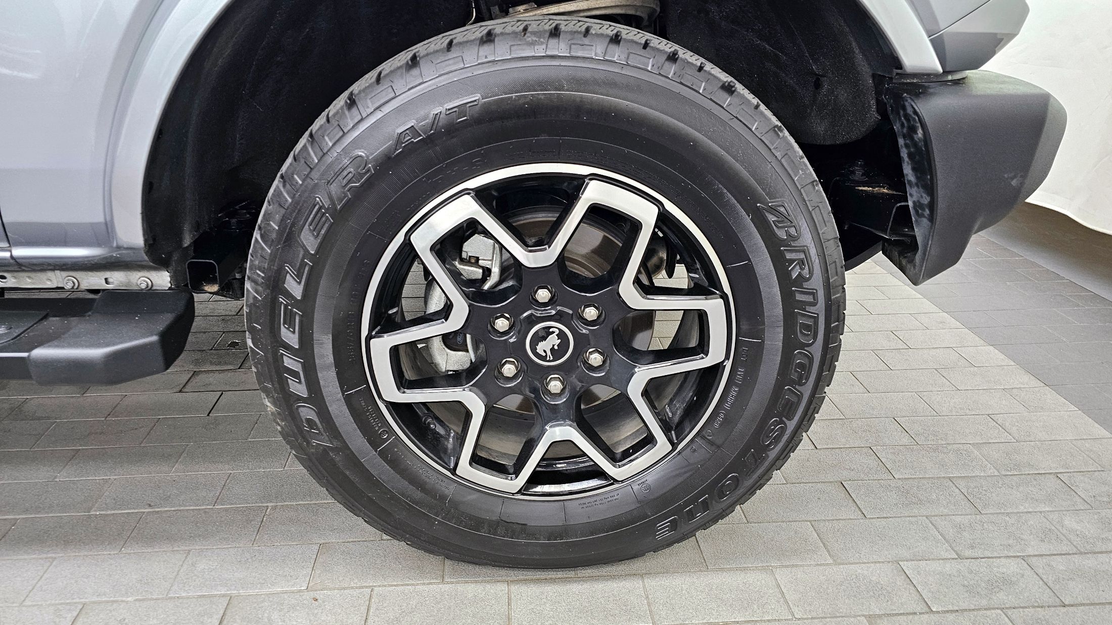 FORD BRONCO