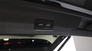 VOLKSWAGEN TOUAREG 2021