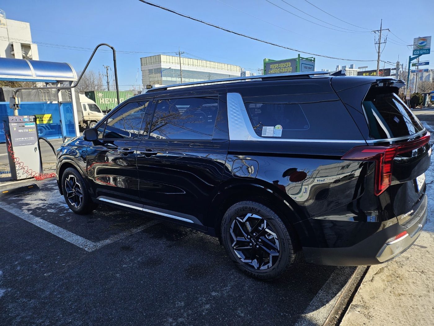 KIA CARNIVAL